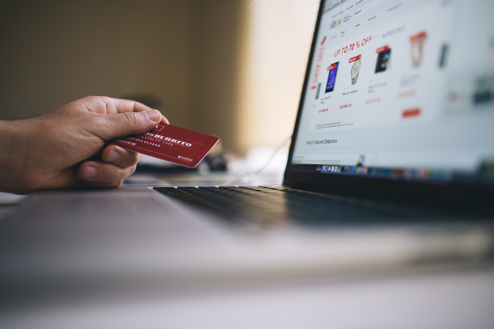 Pay by online - Image credit: pexels.com